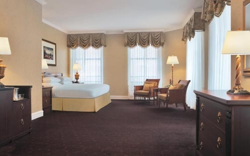 1 King Bed Studio Suite